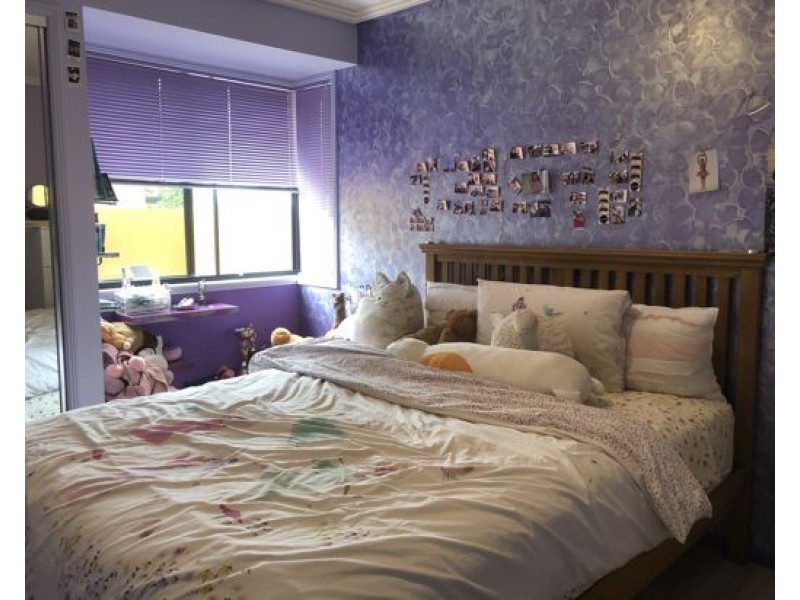 31 Nottinghill Gate Drive, Arundel QLD 4214