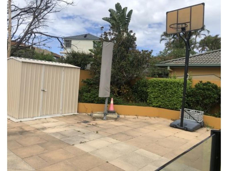 31 Nottinghill Gate Drive, Arundel QLD 4214