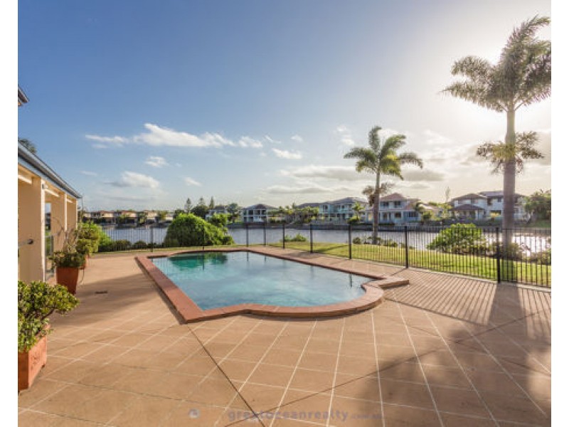 26 Sabrina Ave, Helensvale QLD 4212