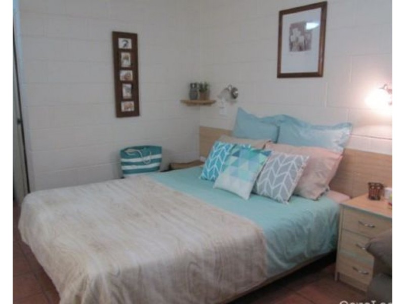 255 1 -21 Anderson Rd, Woree QLD 4868