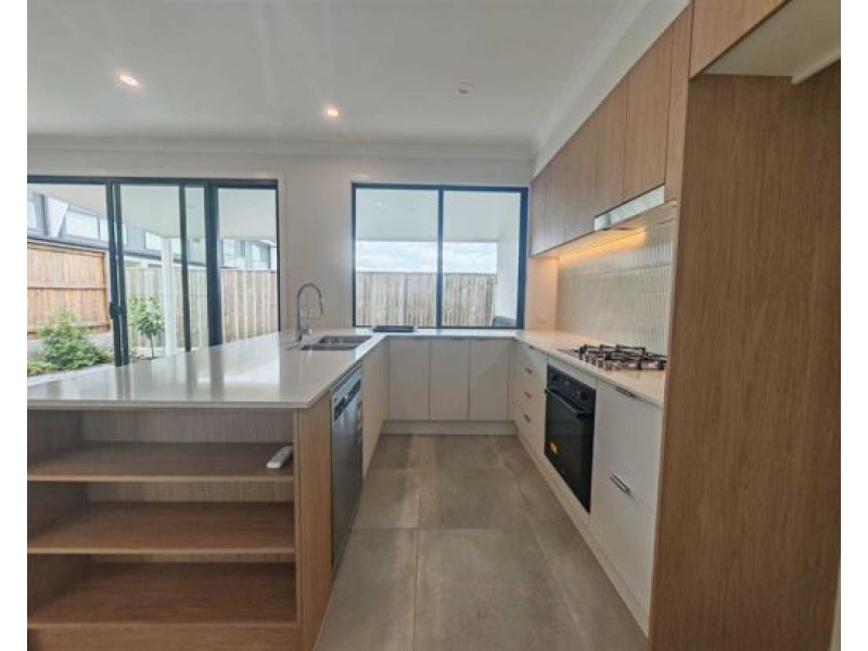 Lot 9 242 Englefield, Oxley QLD 4075