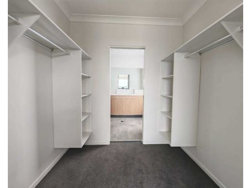 Lot 9 242 Englefield, Oxley QLD 4075