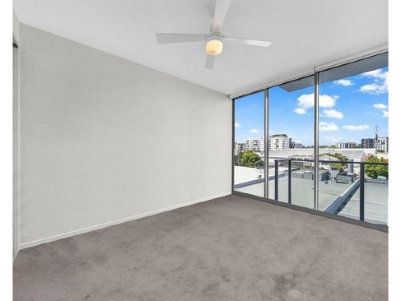 206/5 Cameron Street, South Brisbane QLD 4101
