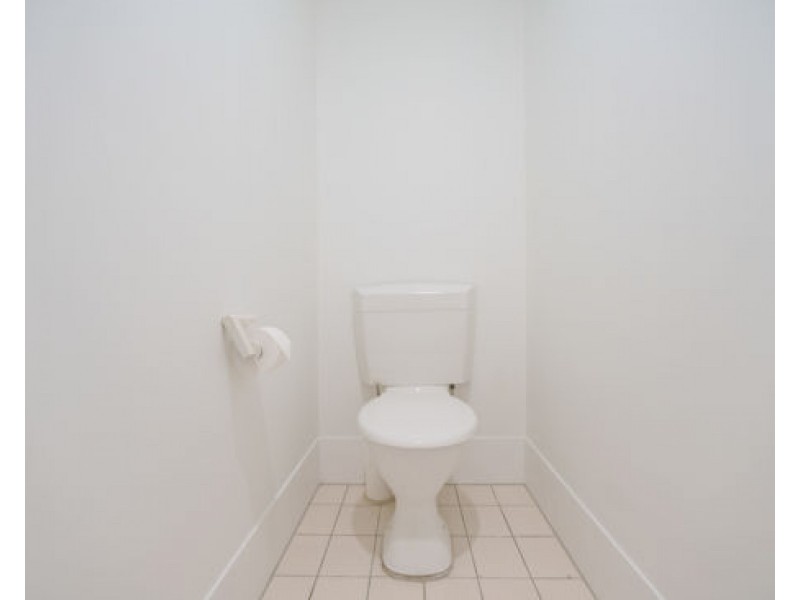 35/128 Benowa Road, Southport QLD 4215