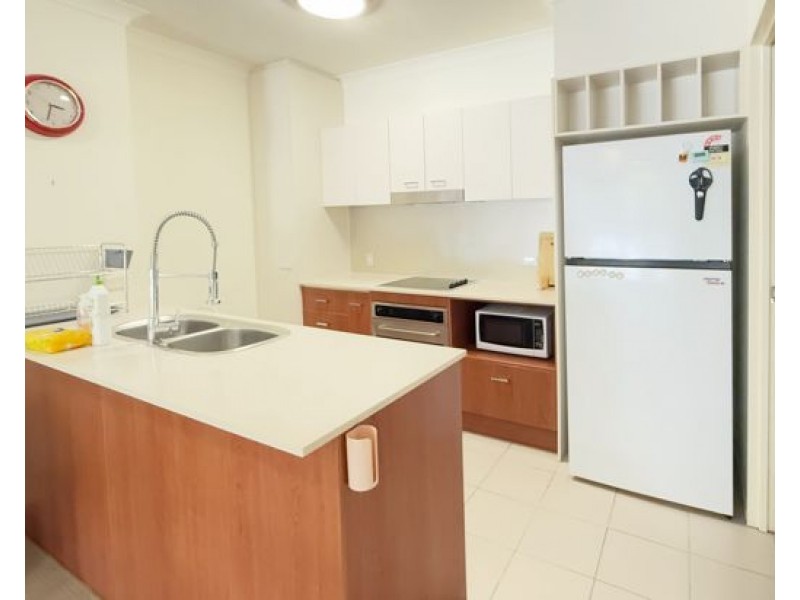 Unit 5/13-23 Bright Avenue, Labrador QLD 4215