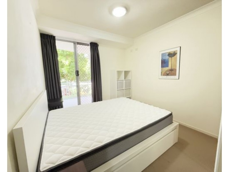 Unit 5/13-23 Bright Avenue, Labrador QLD 4215