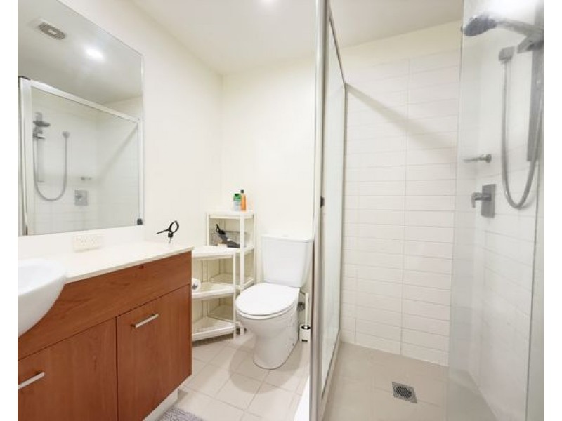 Unit 5/13-23 Bright Avenue, Labrador QLD 4215