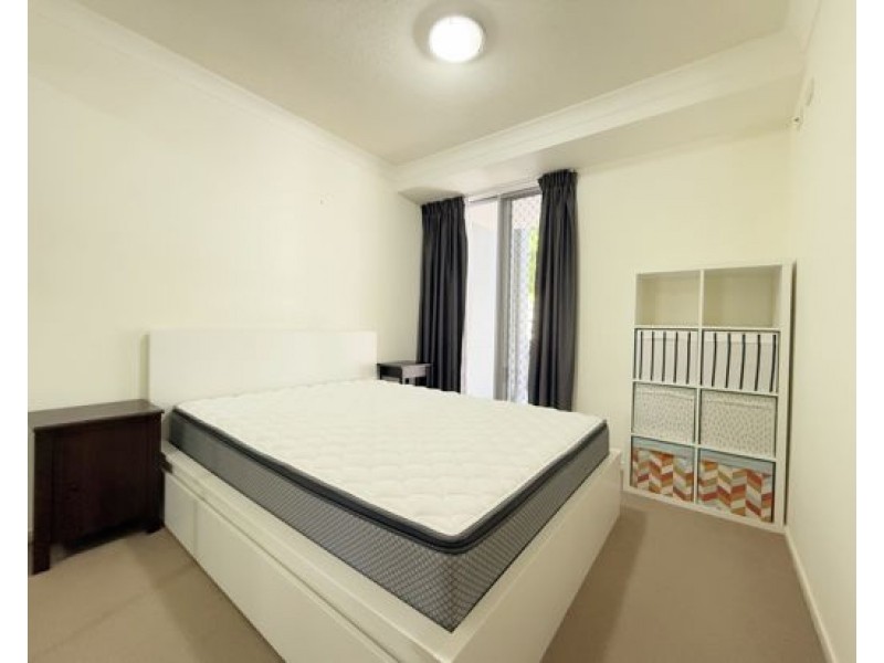 Unit 5/13-23 Bright Avenue, Labrador QLD 4215