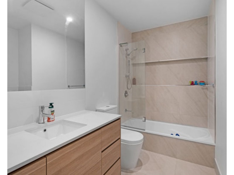 42/1 Vue Boulevard, Robina QLD 4226