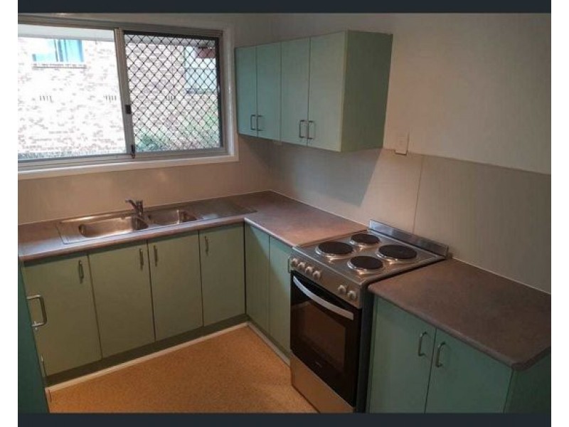 28 Bloodwood Cres, Molendinar QLD 4214