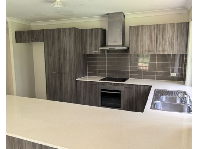 168-176 Stoney Camp Road, Park Ridge QLD 4125