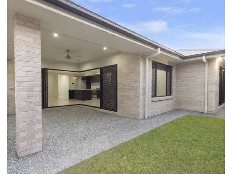 20 Amber Cct, Greenbank QLD 4124