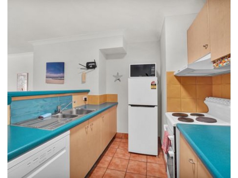 U12 11-17 Philip Avenue, Broadbeach QLD 4218