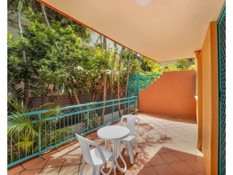 U12 11-17 Philip Avenue, Broadbeach QLD 4218