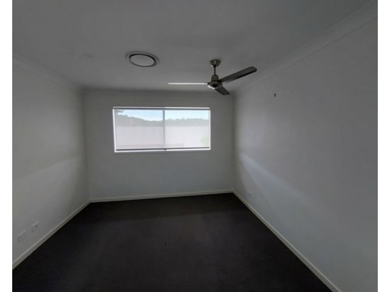 10 Victoria Court, Maudsland QLD 4210