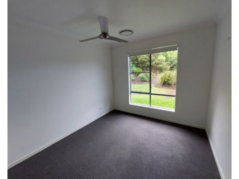 10 Victoria Court, Maudsland QLD 4210