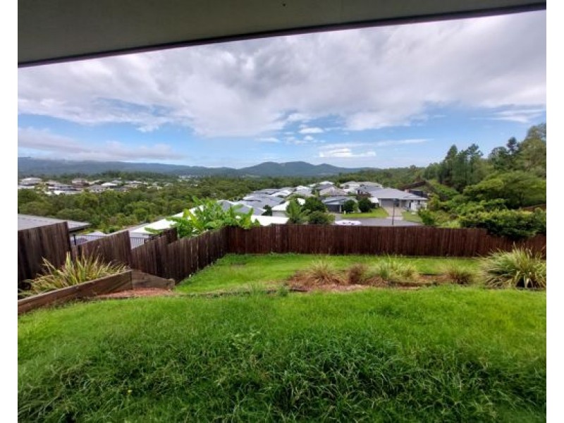 10 Victoria Court, Maudsland QLD 4210