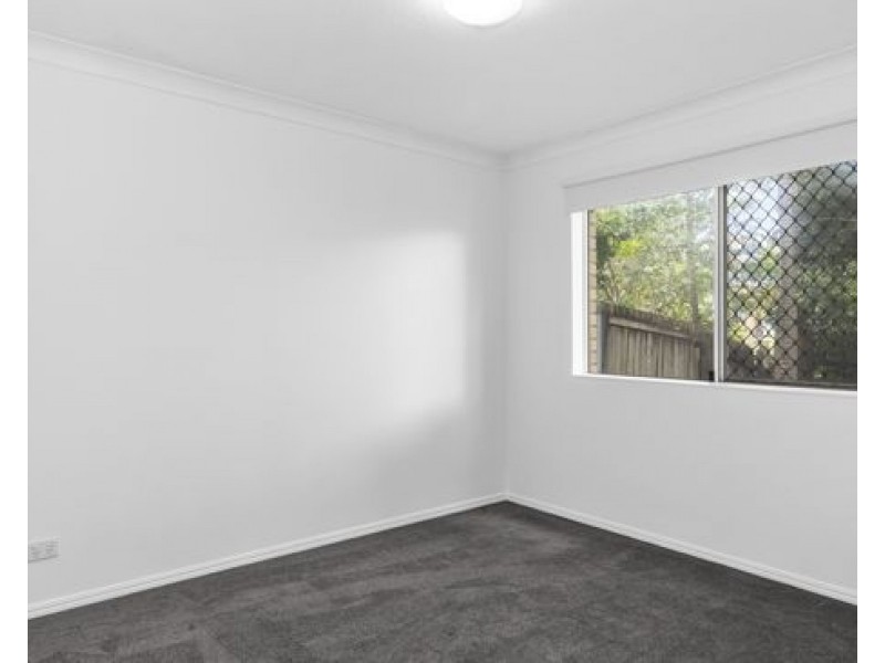 2/73 Erneton Street, Newmarket QLD 4051