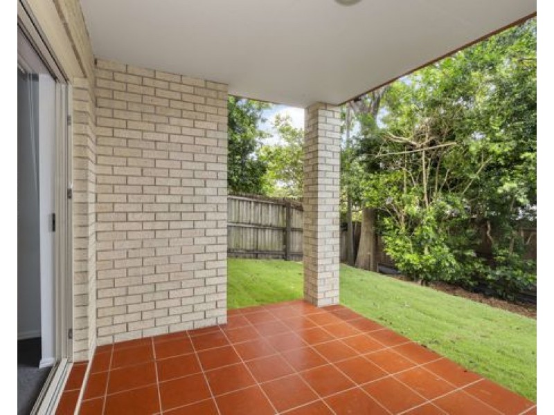2/73 Erneton Street, Newmarket QLD 4051