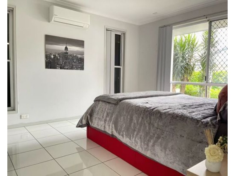 38 Simbai Street, Runaway Bay QLD 4216