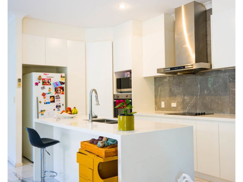 14 MARCIANA CRESCENT, Varsity Lakes QLD 4227