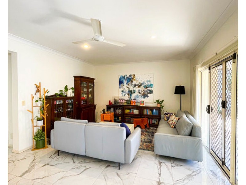 14 MARCIANA CRESCENT, Varsity Lakes QLD 4227