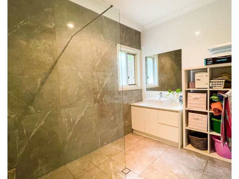 14 MARCIANA CRESCENT, Varsity Lakes QLD 4227