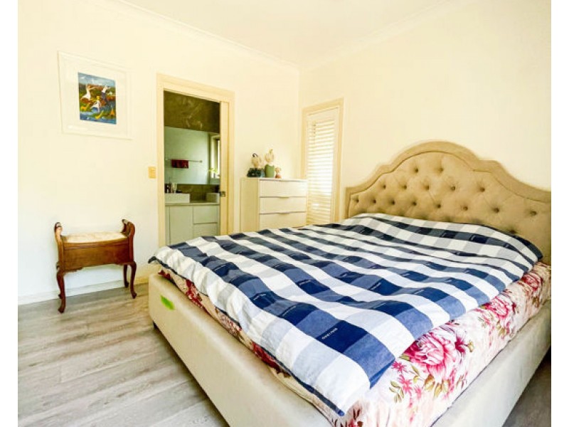 14 MARCIANA CRESCENT, Varsity Lakes QLD 4227