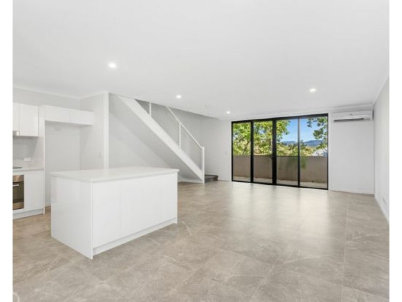 6/ 79 Macadie Way, Merrimac QLD 4226