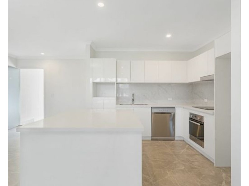 6/ 79 Macadie Way, Merrimac QLD 4226