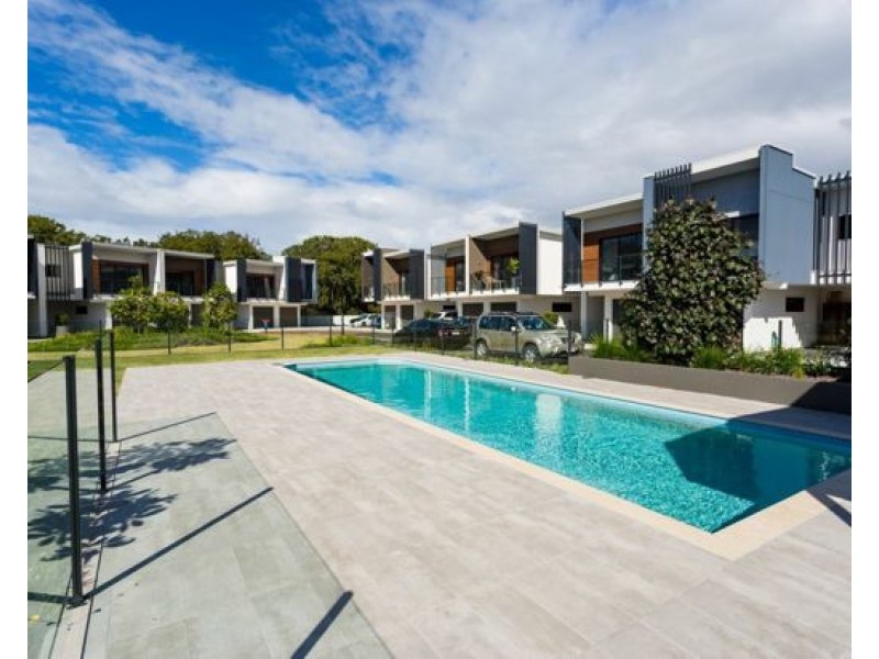 6/ 79 Macadie Way, Merrimac QLD 4226