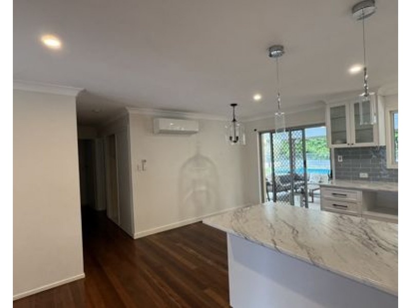 15 Kaniva Street, Rochedale South QLD 4123