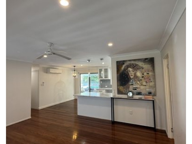 15 Kaniva Street, Rochedale South QLD 4123