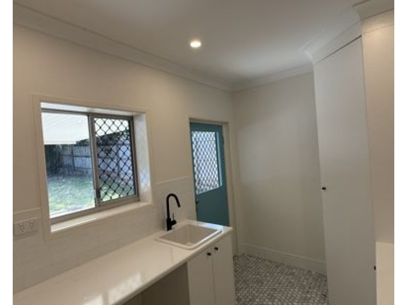 15 Kaniva Street, Rochedale South QLD 4123