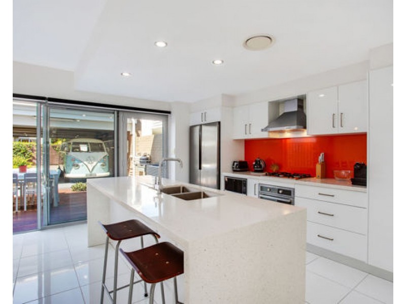 12 South Bay Drive, Varsity Lakes QLD 4227