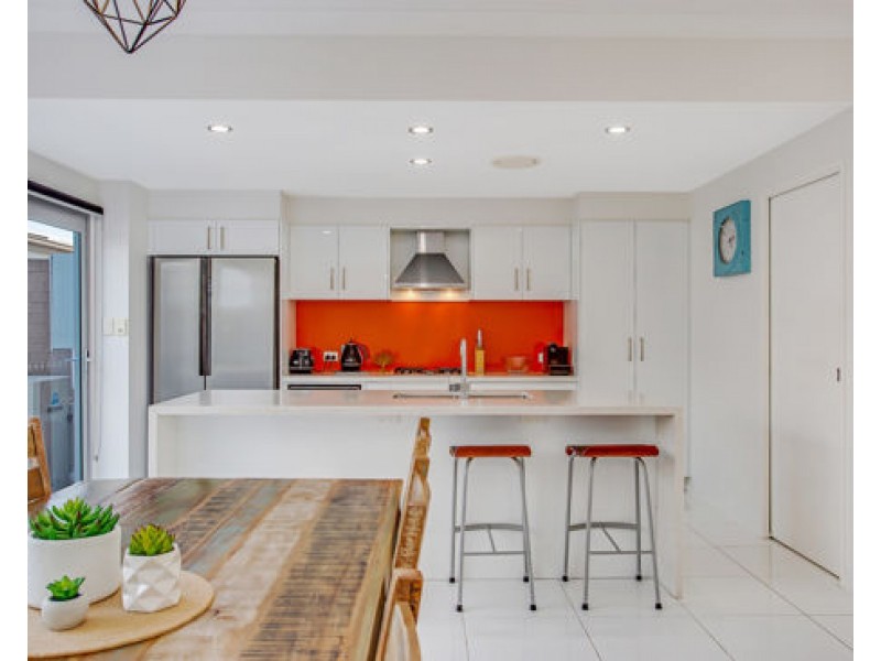 12 South Bay Drive, Varsity Lakes QLD 4227