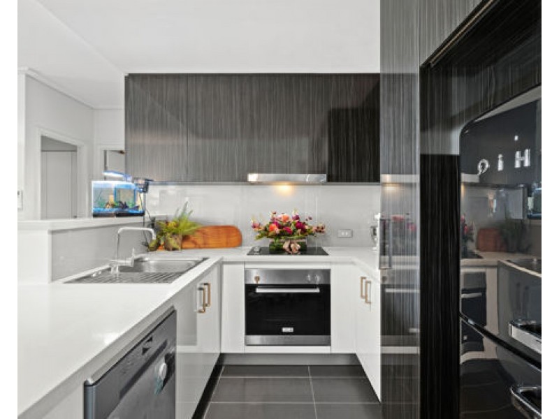 302/85 O’Connell Street, Kangaroo Point QLD 4169
