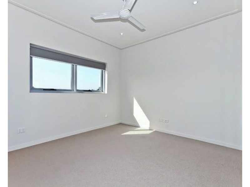302/85 O’Connell Street, Kangaroo Point QLD 4169
