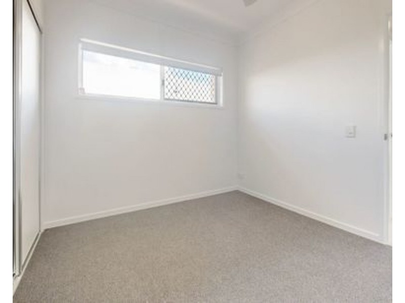 35 Jockey Crescent, South Ripley QLD 4306