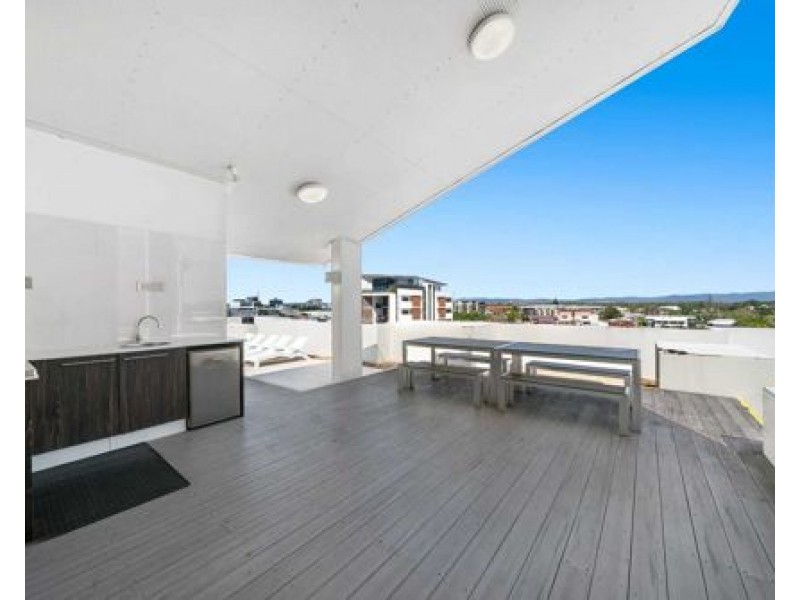 21/171 Scarborough Street, Southport QLD 4215