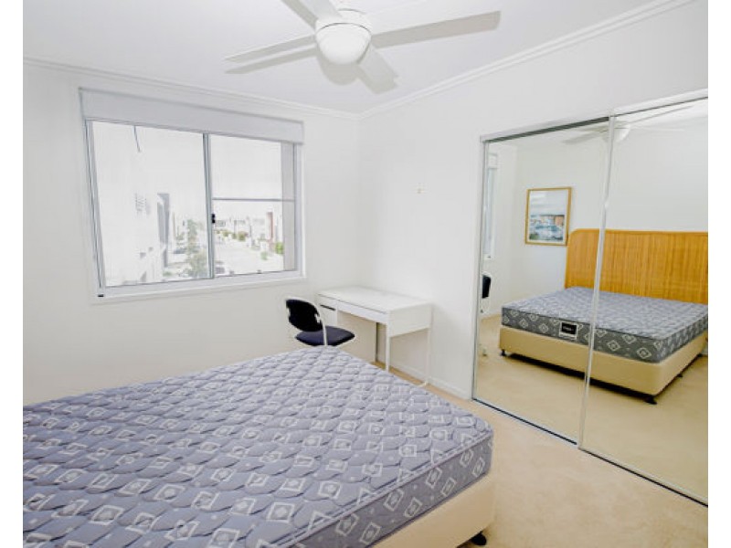 212/2 Bella Avenue, Robina QLD 4226