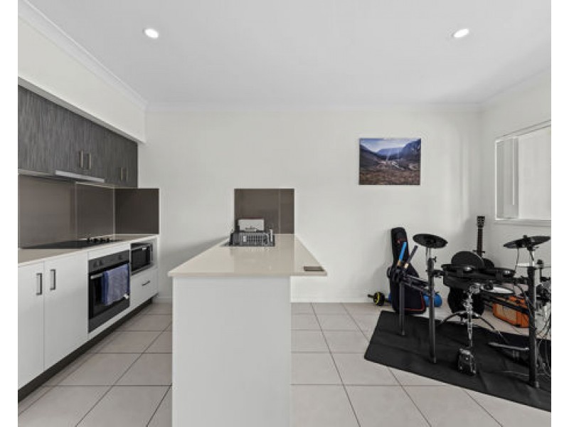 11/41-45 Benfer road, Victoria Point QLD 4165