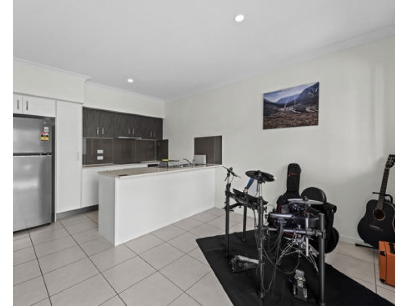 11/41-45 Benfer road, Victoria Point QLD 4165