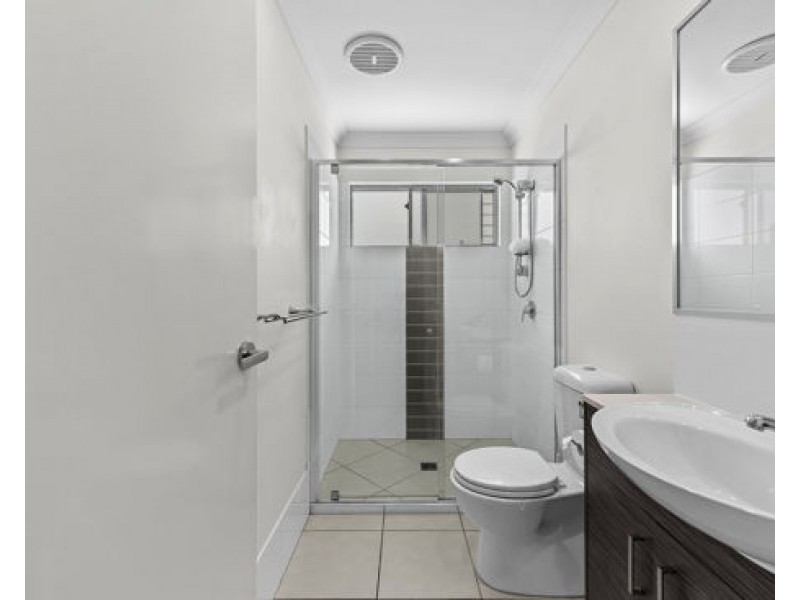 11/41-45 Benfer road, Victoria Point QLD 4165