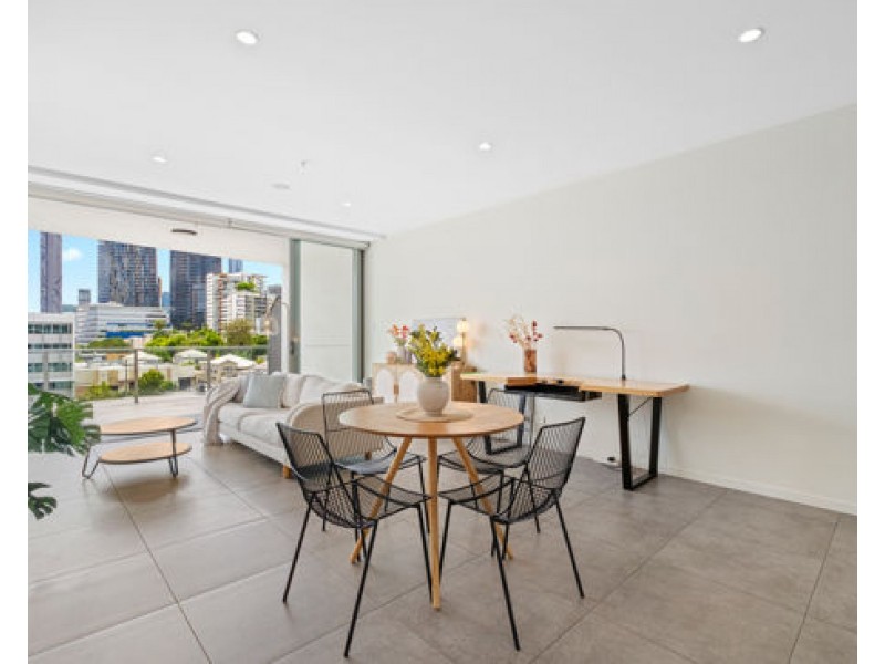 504/5 Cameron Street, South Brisbane QLD 4101