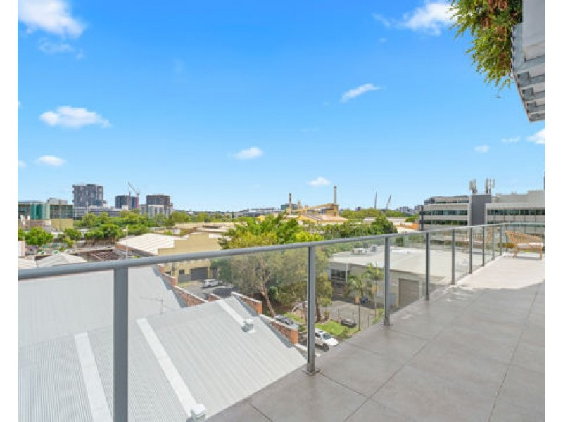 504/5 Cameron Street, South Brisbane QLD 4101