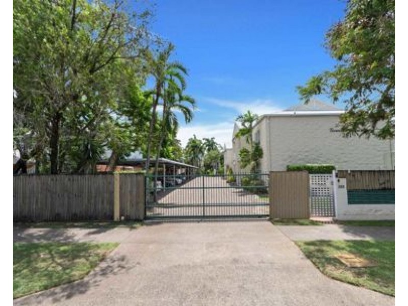 Unit 1 /201-203 Aumuller Street, Bungalow QLD 4870