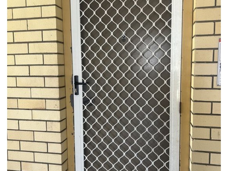 Unit 5/115 Frank st Labrador, Labrador QLD 4215