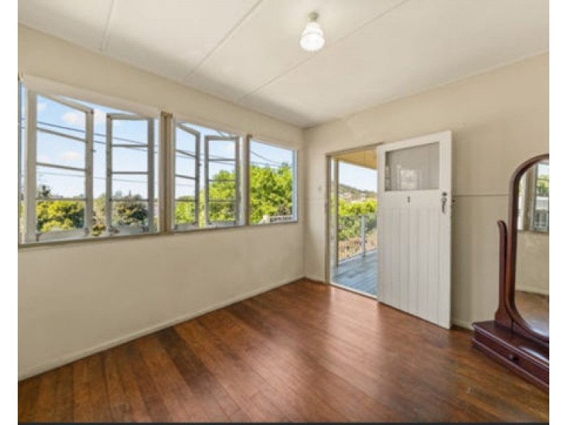 1/54 Gordon Pde, Mount Gravatt East QLD 4122