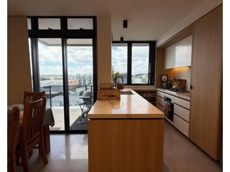 8A/31 Wyandra St, Teneriffe QLD 4005